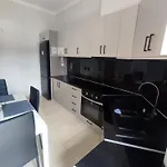 Alexa's Center *