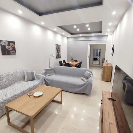 Alexa's Center *