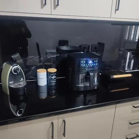 Alexa's Center Lägenhet