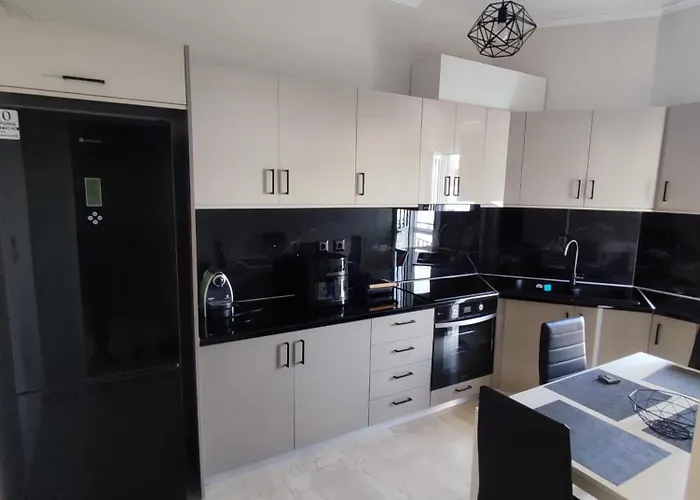 Alexa's Center * Corinth